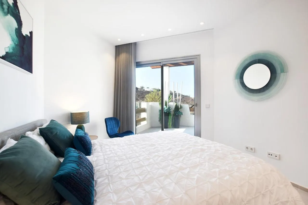 Tatil Evi Gazmira 3-1 PENTHOUSE DELUXE&JACUZZI 3B Villa Palm-mar